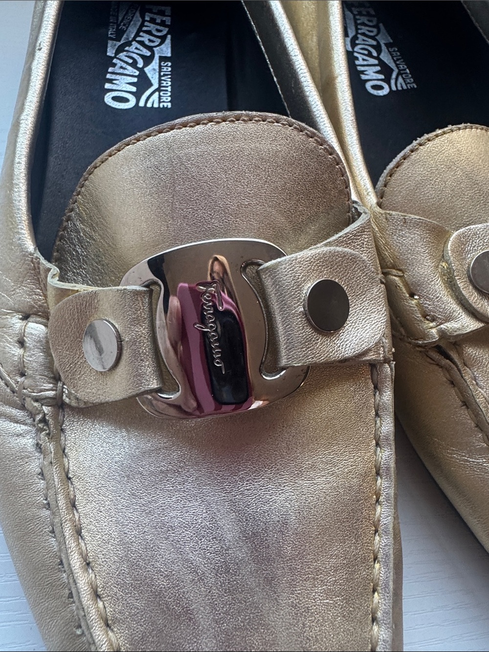 Salvatore Ferragamo Metallic Gold Leather Loafers with Signature Gancini - Picture 4 of 10